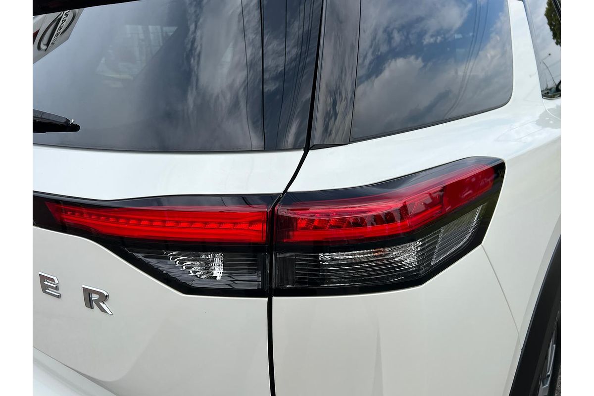 2024 Nissan Pathfinder Ti R53