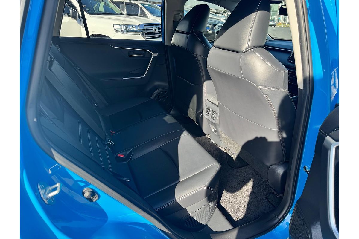 2020 Toyota RAV4 Cruiser AXAH52R