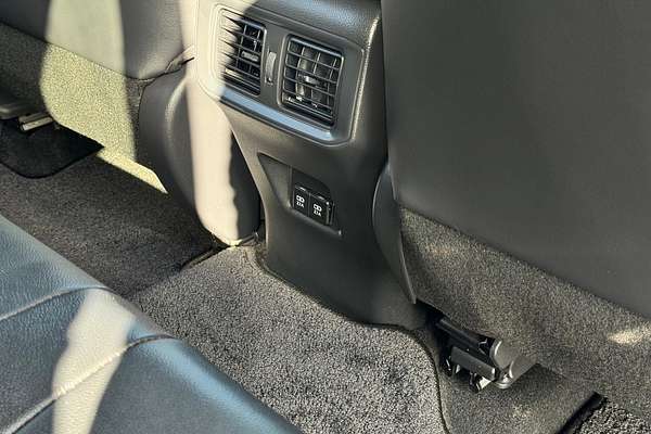 2020 Toyota RAV4 Cruiser AXAH52R