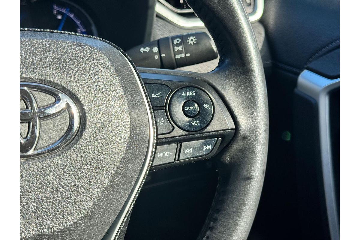 2020 Toyota RAV4 Cruiser AXAH52R