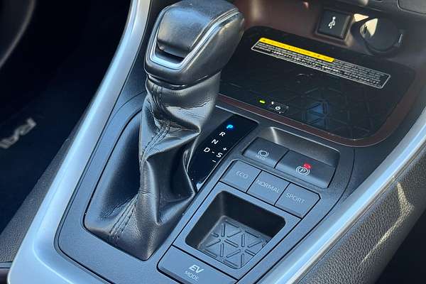 2020 Toyota RAV4 Cruiser AXAH52R
