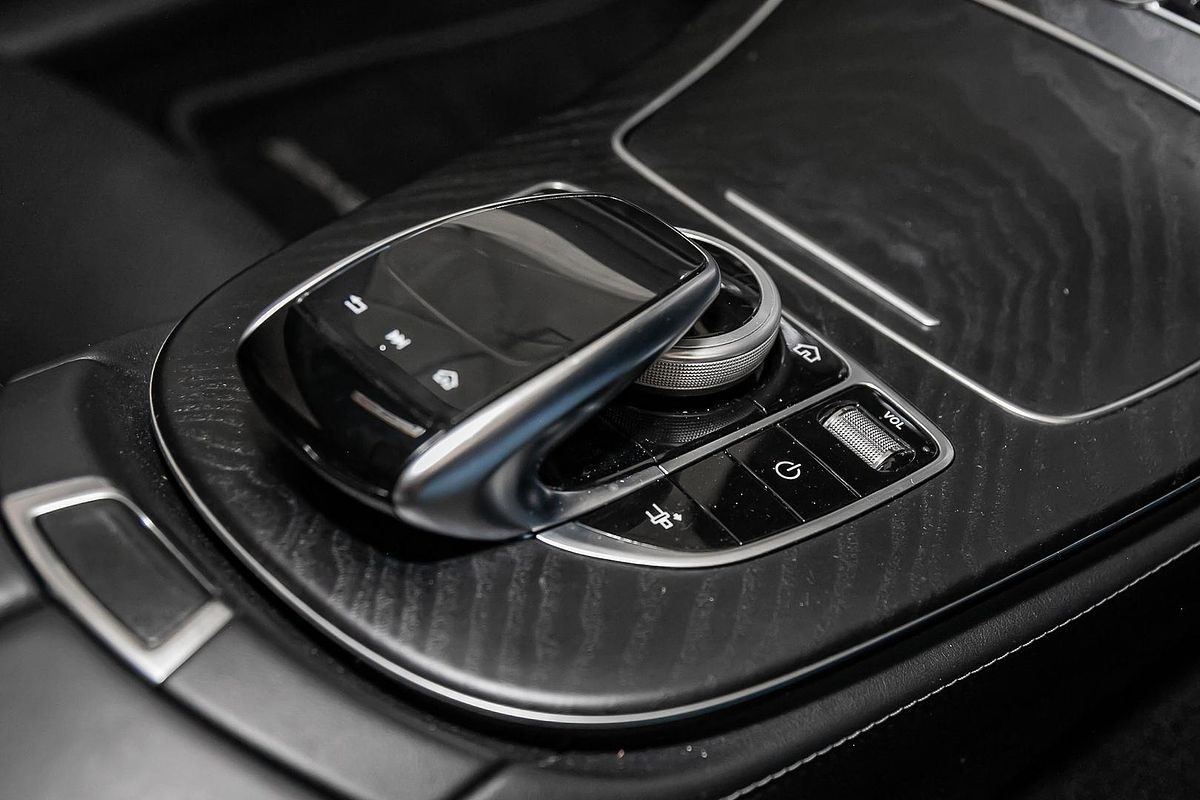 2020 Mercedes-Benz E-Class E300 C238