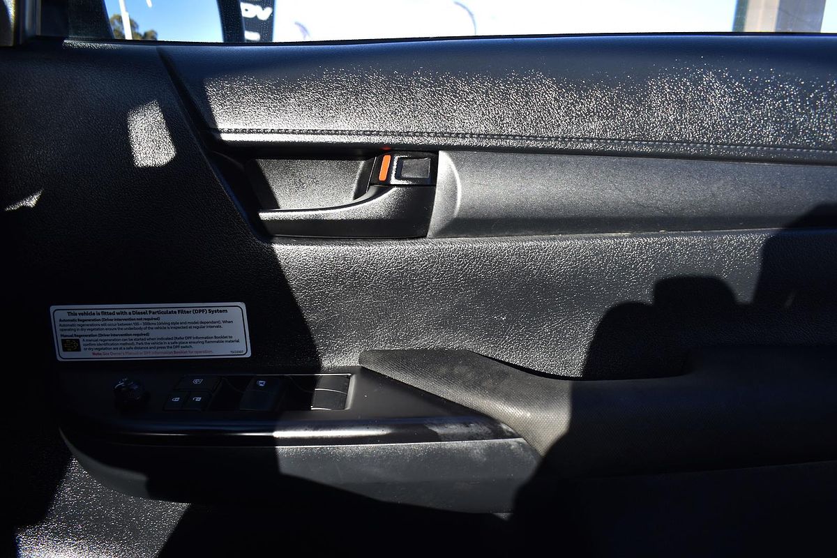 2021 Toyota Hilux SR GUN126R 4X4