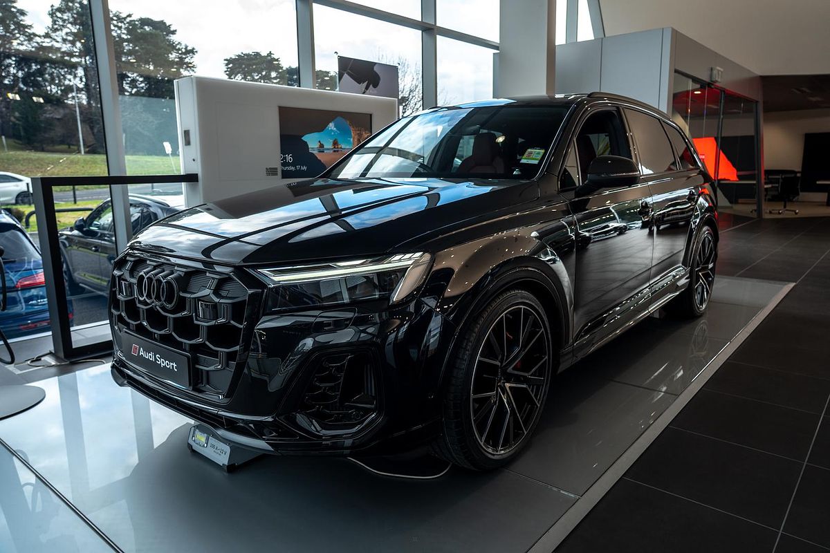 2025 Audi SQ7 TFSI 4M