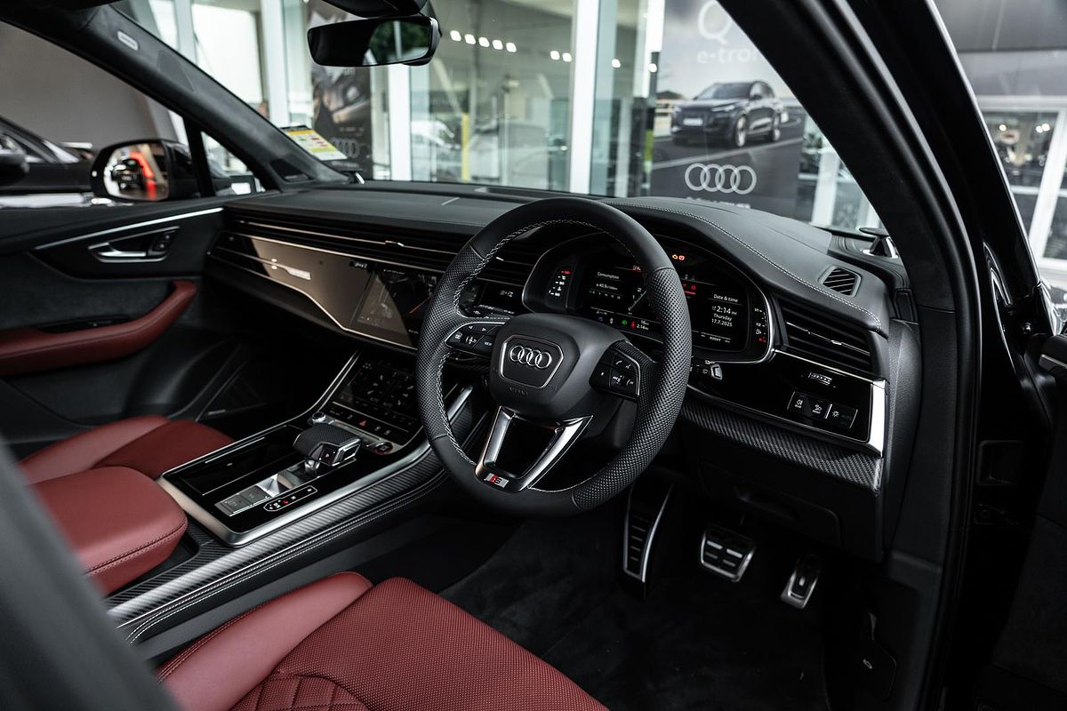 2025 Audi SQ7 TFSI 4M