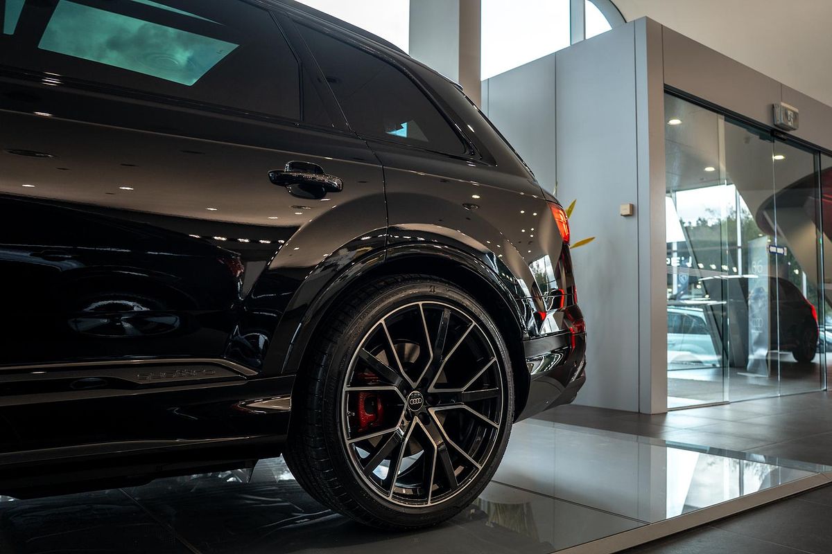 2025 Audi SQ7 TFSI 4M