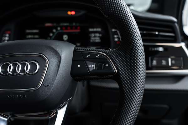 2025 Audi SQ7 TFSI 4M