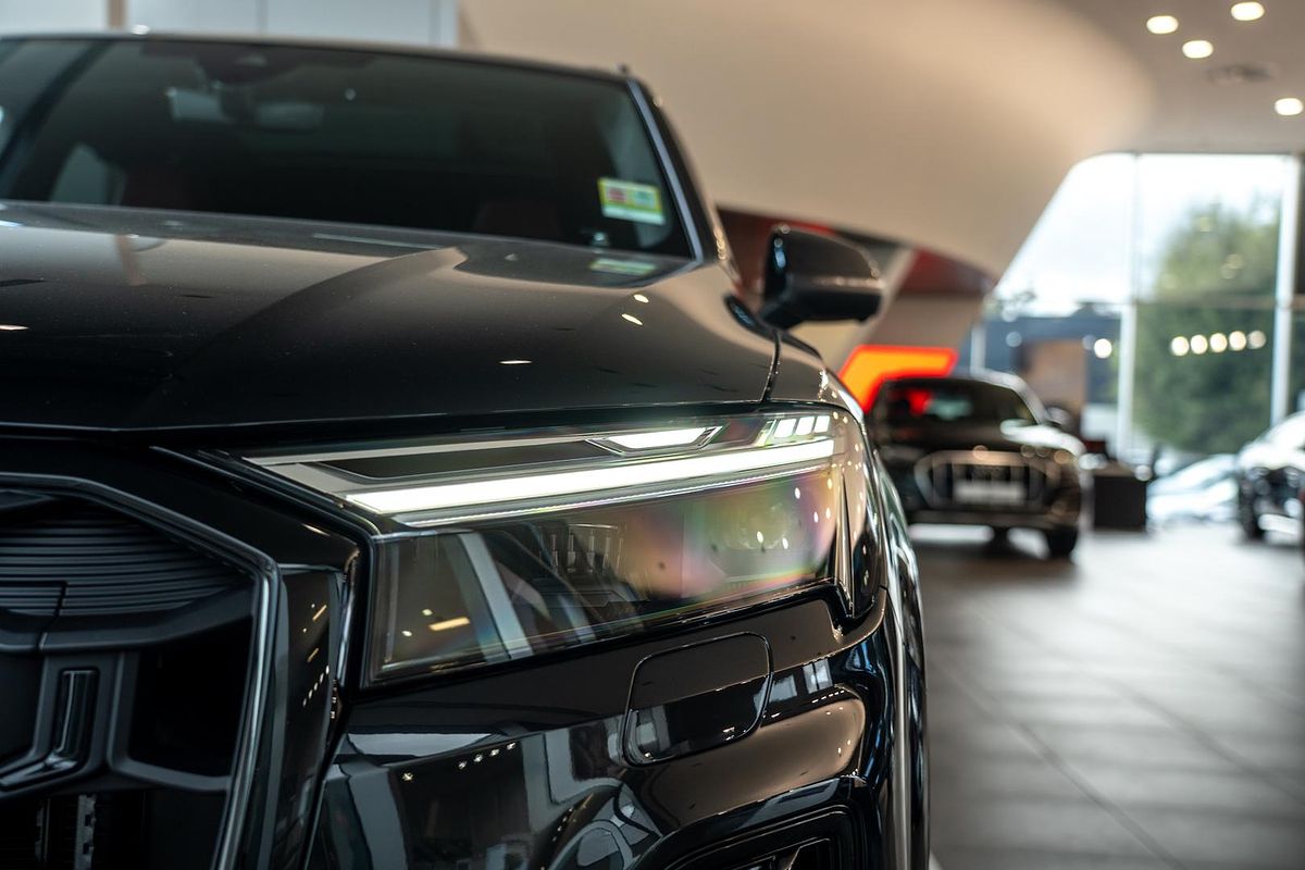 2025 Audi SQ7 TFSI 4M