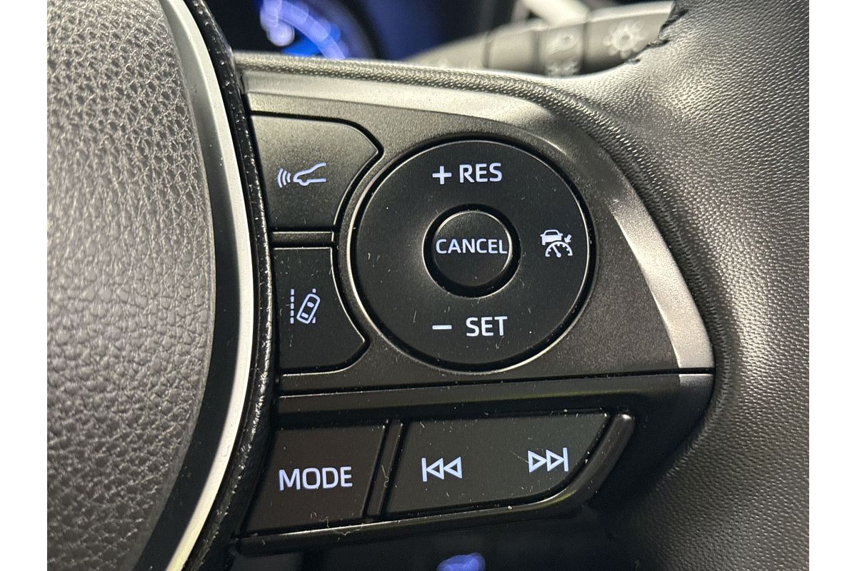 2020 Toyota RAV4 Cruiser AXAH54R