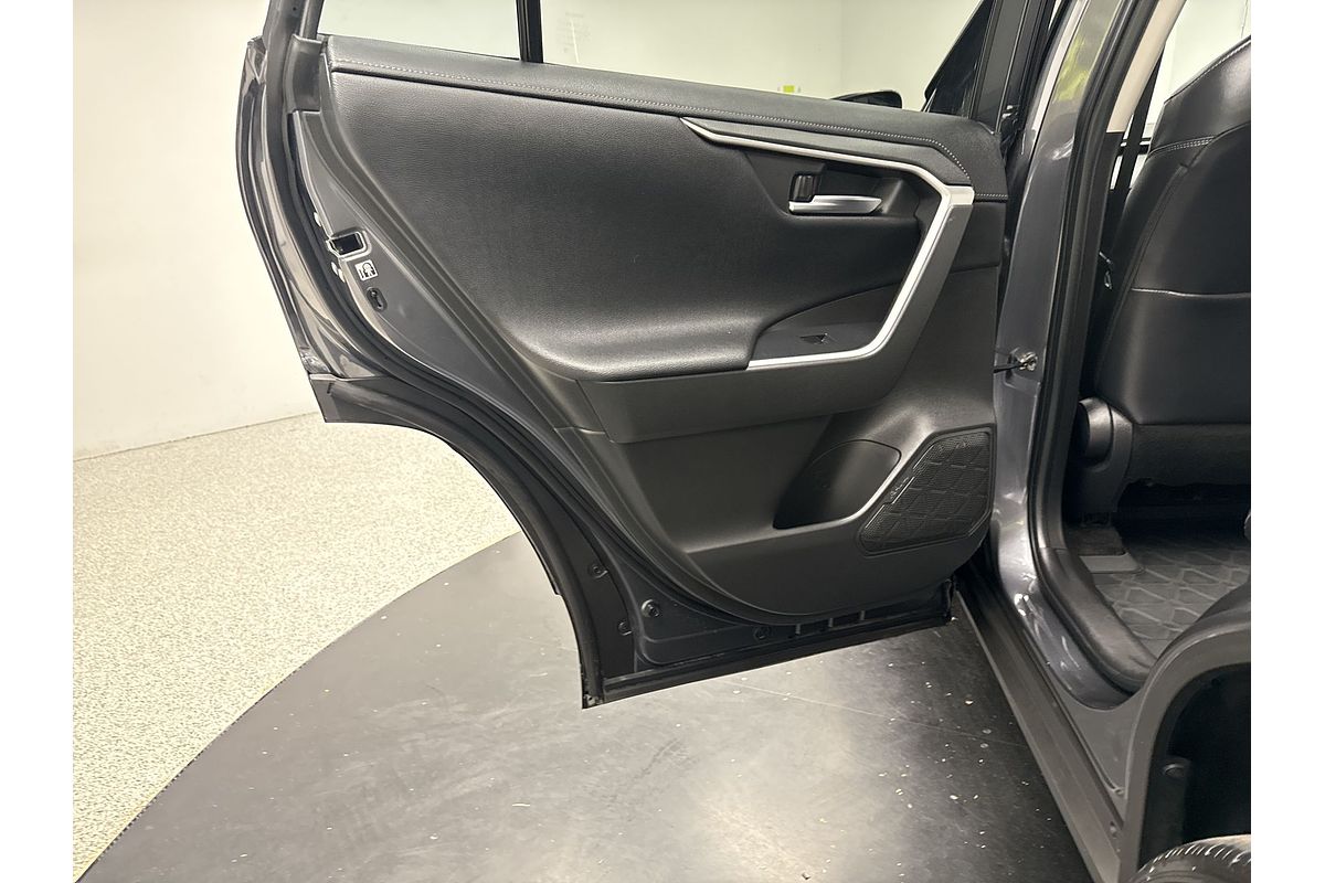 2020 Toyota RAV4 Cruiser AXAH54R