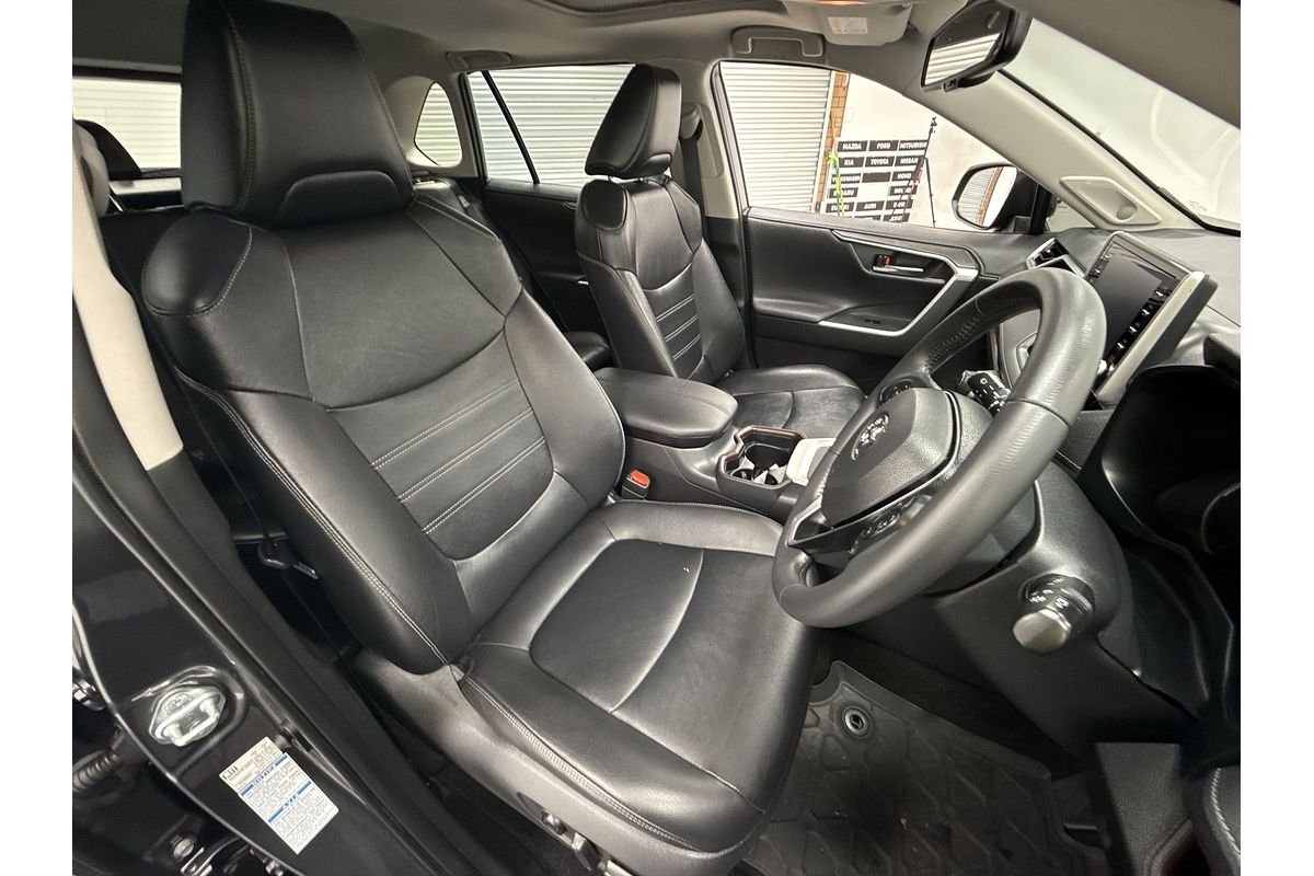 2020 Toyota RAV4 Cruiser AXAH54R
