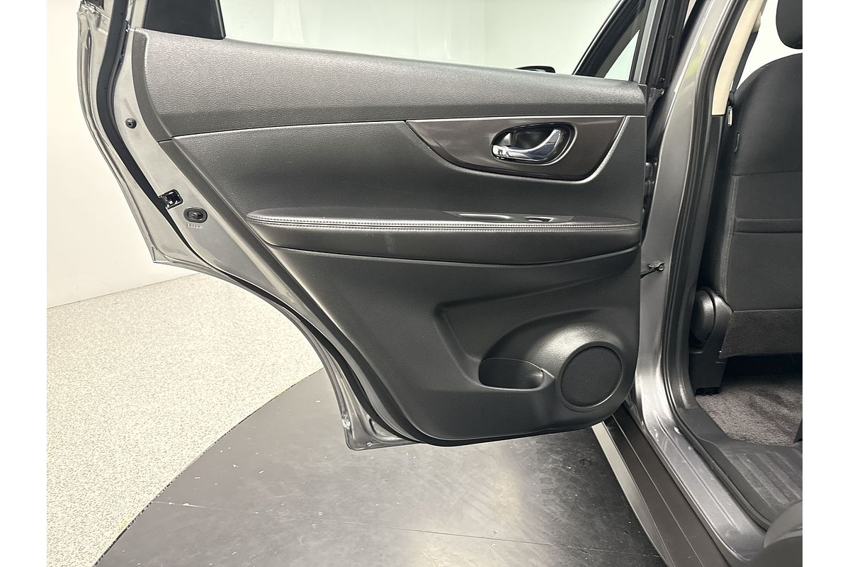 2022 Nissan X-TRAIL ST T32