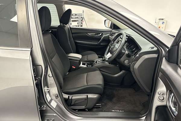 2022 Nissan X-TRAIL ST T32
