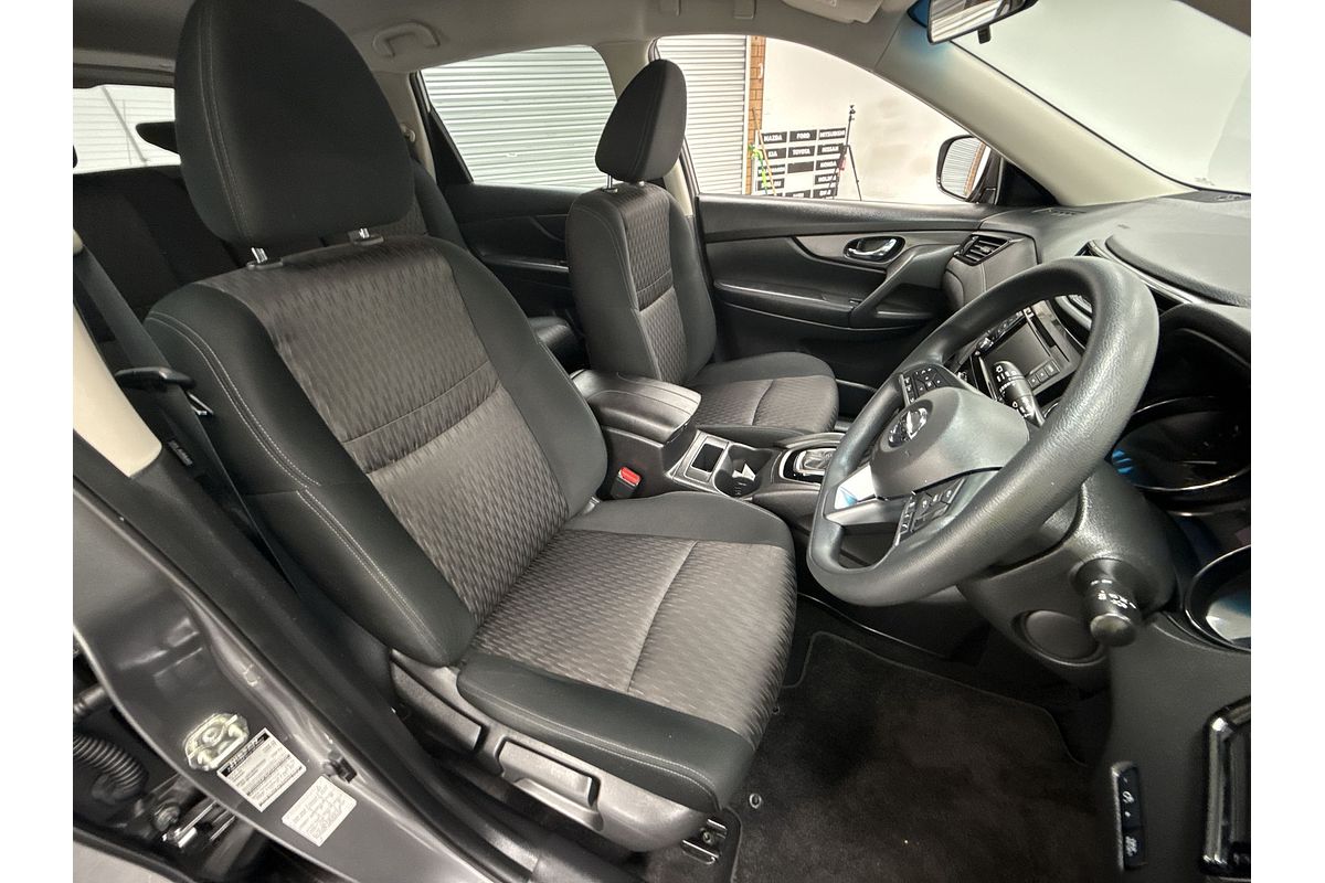 2022 Nissan X-TRAIL ST T32