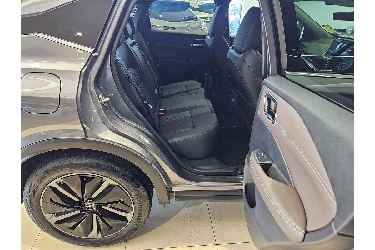 2025 Nissan QASHQAI Ti J12