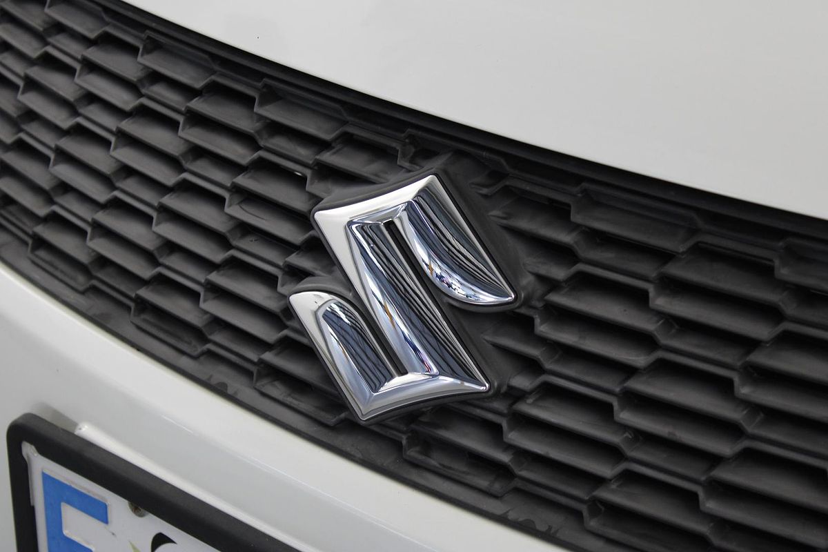 2016 Suzuki Swift GL Navigator FZ