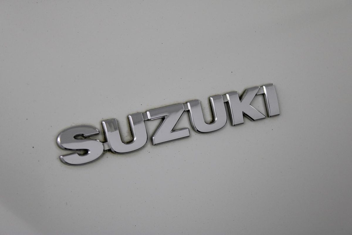2016 Suzuki Swift GL Navigator FZ
