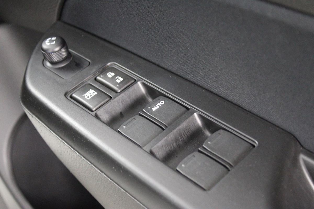 2016 Suzuki Swift GL Navigator FZ