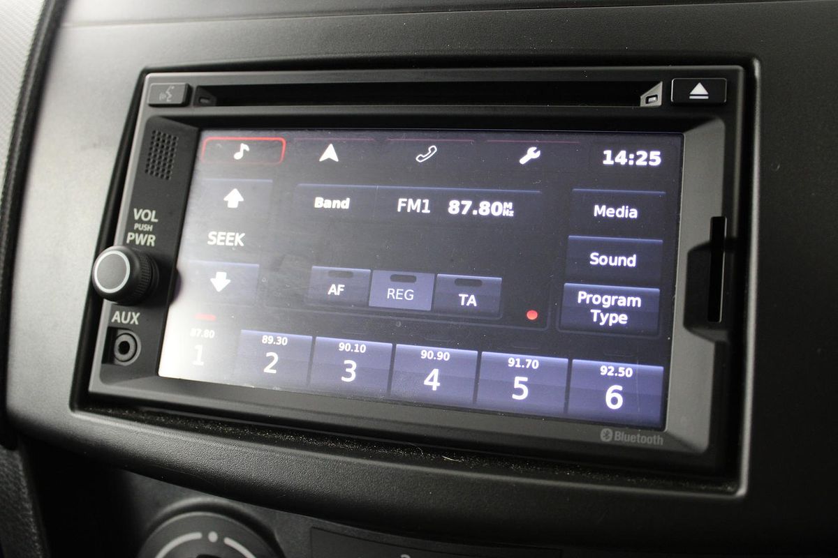 2016 Suzuki Swift GL Navigator FZ