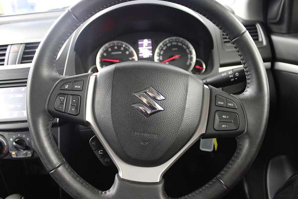 2016 Suzuki Swift GL Navigator FZ