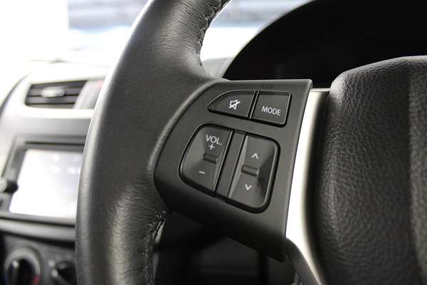 2016 Suzuki Swift GL Navigator FZ