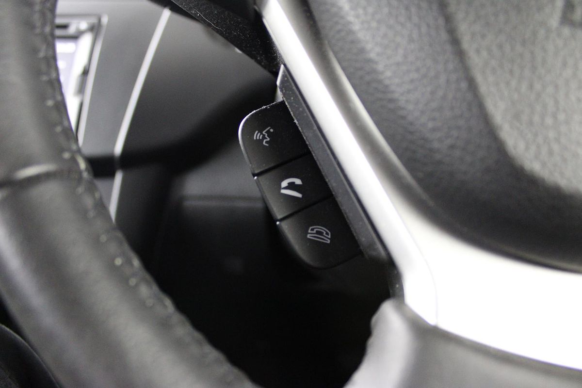 2016 Suzuki Swift GL Navigator FZ