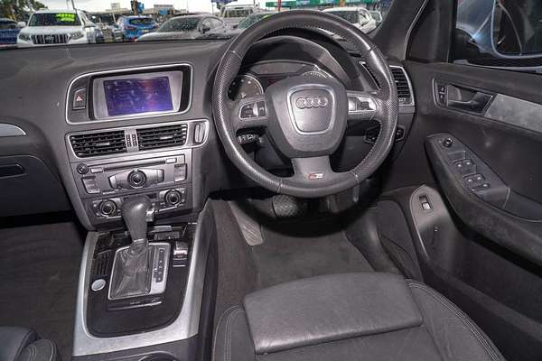 2010 Audi Q5 FSI 8R