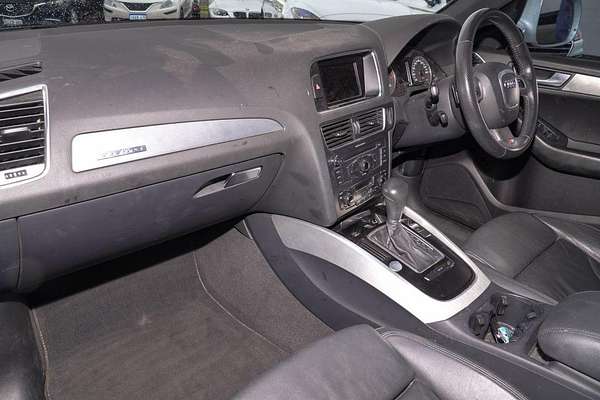 2010 Audi Q5 FSI 8R