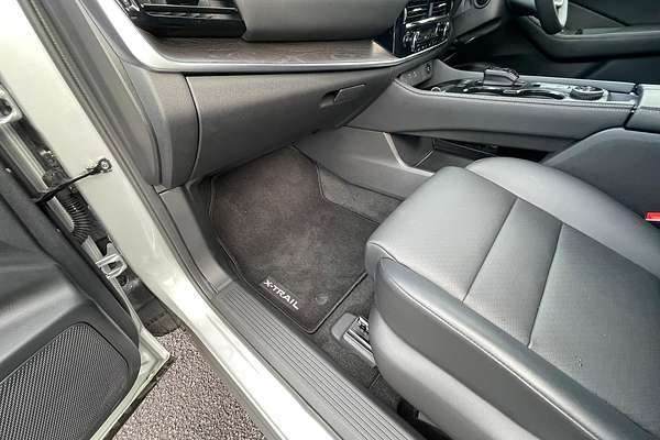 2023 Nissan X-TRAIL ST-L e-POWER T33