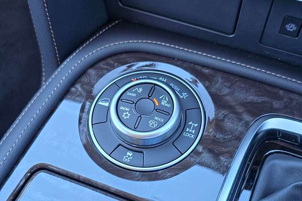2025 Nissan Patrol Ti-L Y62