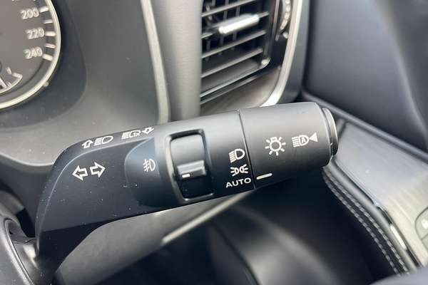 2023 Nissan X-TRAIL ST-L e-POWER T33