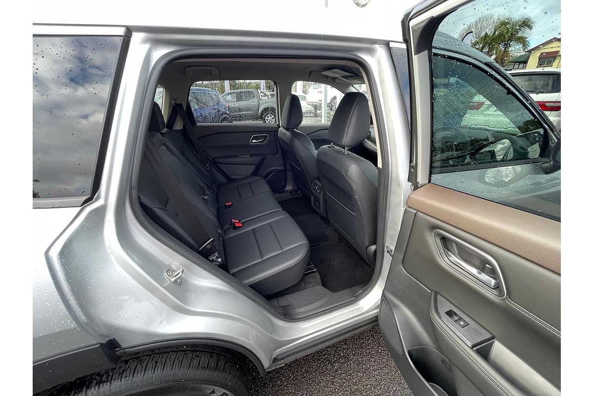 2023 Nissan X-TRAIL ST-L e-POWER T33