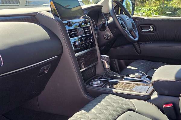 2025 Nissan Patrol Ti-L Y62