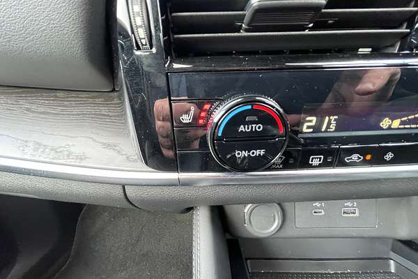 2023 Nissan X-TRAIL ST-L e-POWER T33