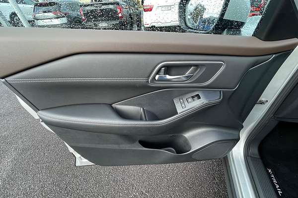 2023 Nissan X-TRAIL ST-L e-POWER T33