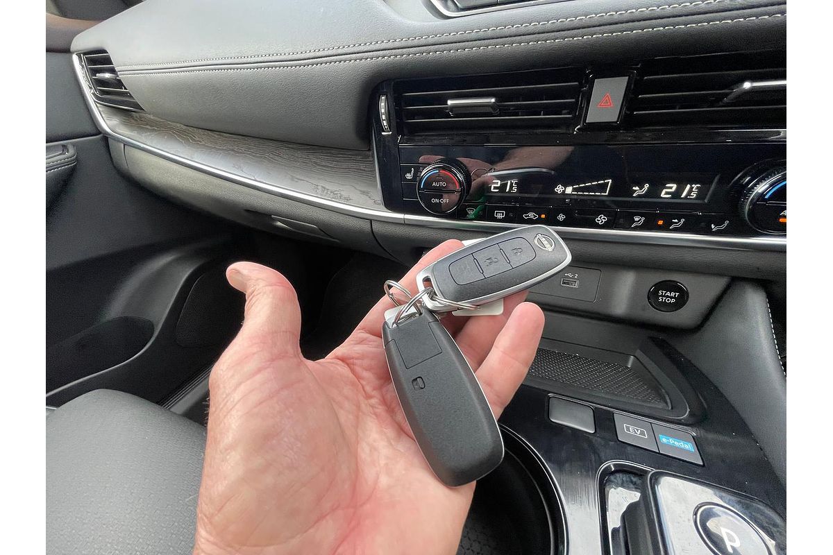 2023 Nissan X-TRAIL ST-L e-POWER T33
