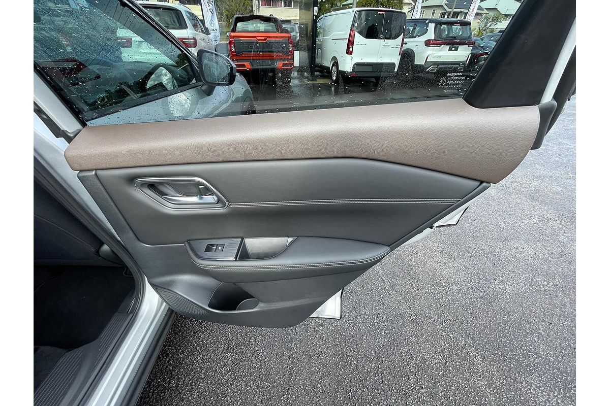 2023 Nissan X-TRAIL ST-L e-POWER T33