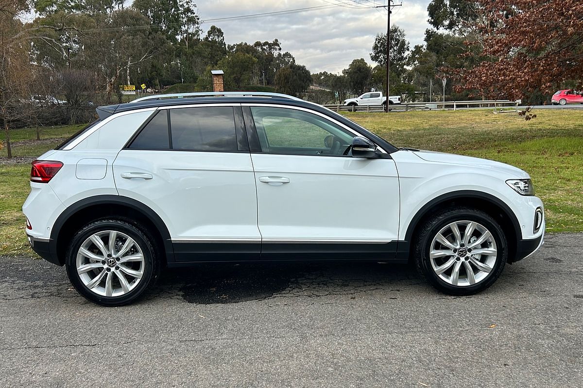 2025 Volkswagen T-Roc 110TSI Style D11