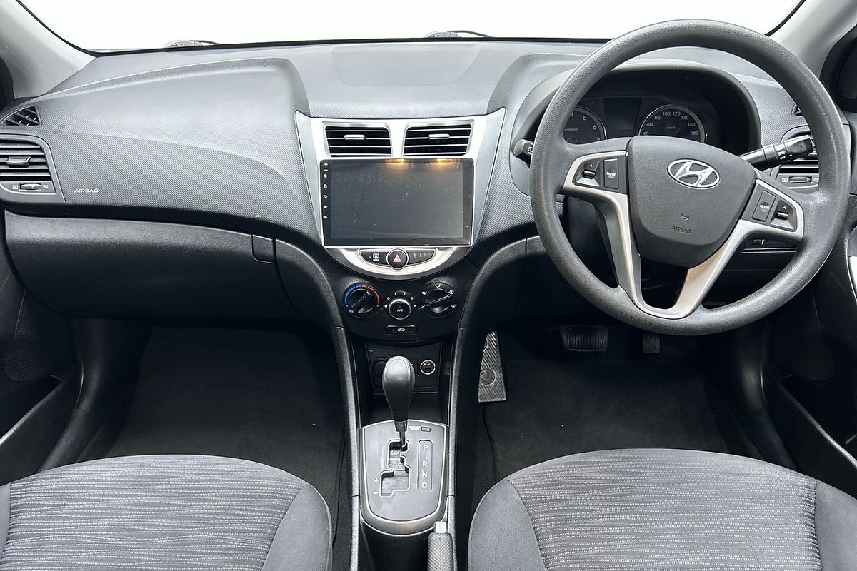 2016 Hyundai Accent Active RB4