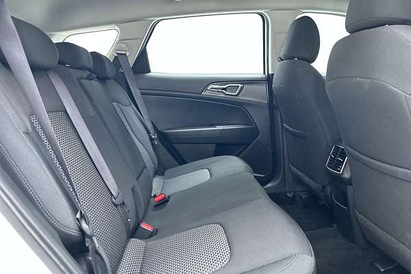 2024 Kia Sportage S NQ5