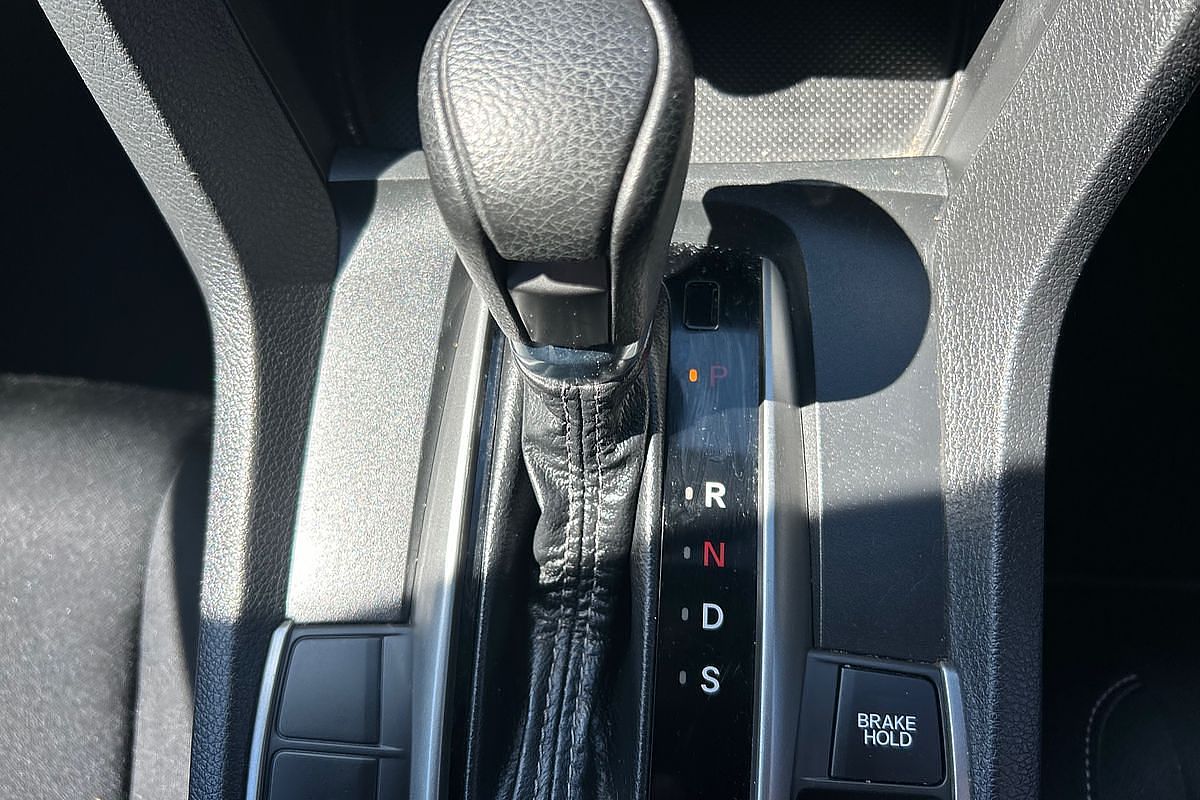 2019 Honda Civic VTi-L 10th Gen