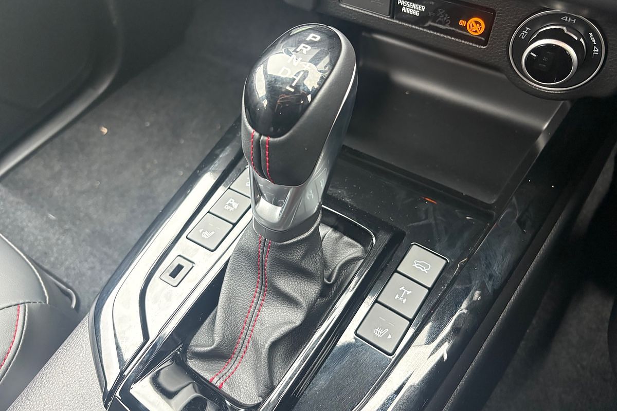 2025 Isuzu D-MAX X-TERRAIN 4X4