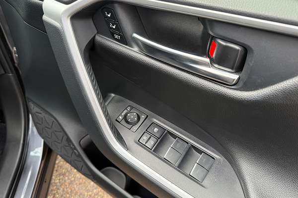 2022 Toyota RAV4 Cruiser MXAA52R
