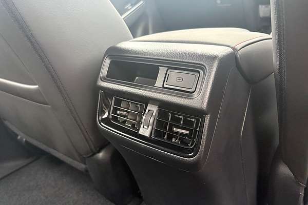 2025 Isuzu D-MAX X-TERRAIN 4X4