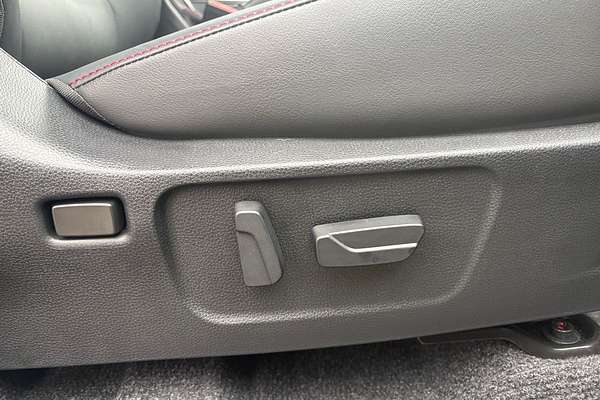 2025 Isuzu D-MAX X-TERRAIN 4X4