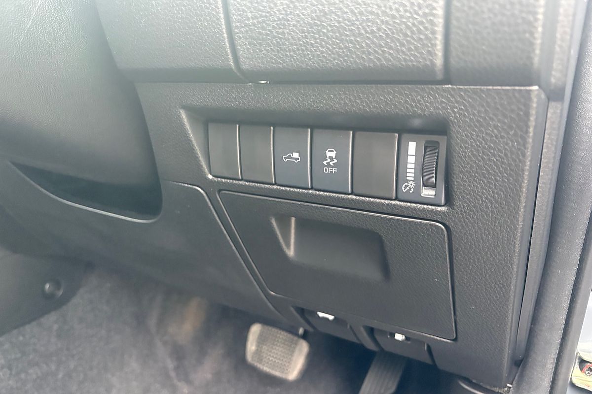 2025 Isuzu D-MAX X-TERRAIN 4X4