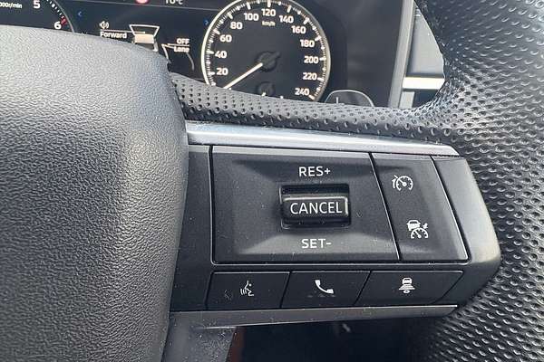 2023 Mitsubishi Outlander LS Black Edition ZM