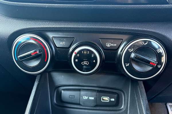 2021 Hyundai Venue Active QX.V4