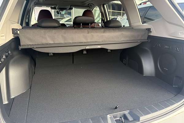 2025 Subaru Forester STI Sport S5