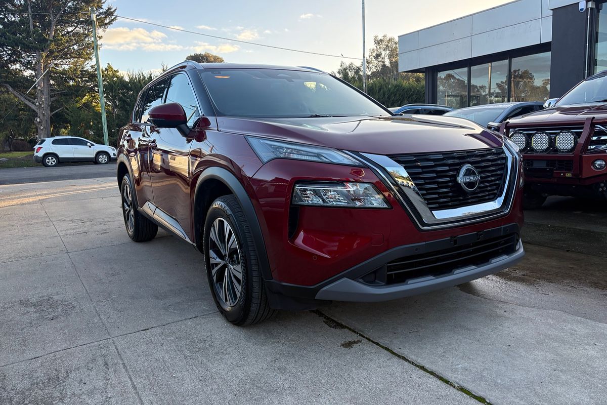 2024 Nissan X-TRAIL ST-L T33